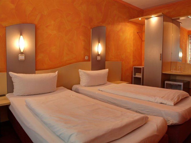 Luxor Hotel Франкфурт-на-Майне Экстерьер фото