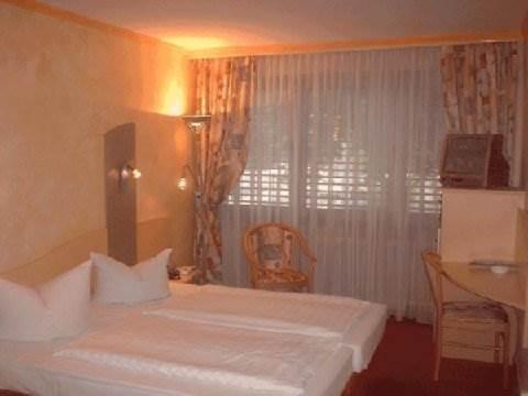 Luxor Hotel Франкфурт-на-Майне Экстерьер фото